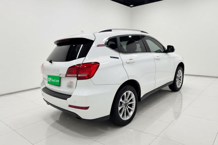 Used Haval H2 2016 Red-Label 1.5T Manual Two-Wheel Drive Luxury Model Rear Right 45 Deg