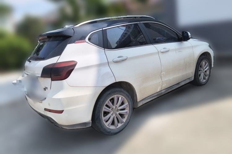 Used Haval H2 2016 Red-Label 1.5T Manual Two-Wheel Drive Luxury Model Rear Right 45 Deg