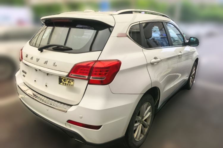 Used Haval H2 2016 Red-Label 1.5T Manual Two-Wheel Drive Luxury Model Rear Right 45 Deg