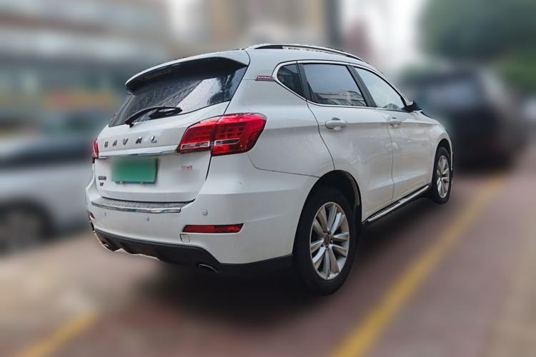 Used Haval H2 2016 Red-Label 1.5T Manual Two-Wheel Drive Luxury Model Rear Right 45 Deg