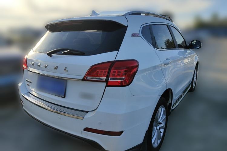 Used Haval H2 2016 Red-Label 1.5T Automatic Two-Wheel Drive Luxury Model Rear Right 45 Deg