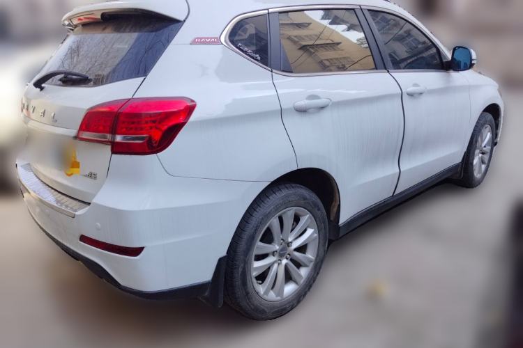Used Haval H2 2016 Red-Label 1.5T Automatic Two-Wheel Drive Luxury Model Rear Right 45 Deg