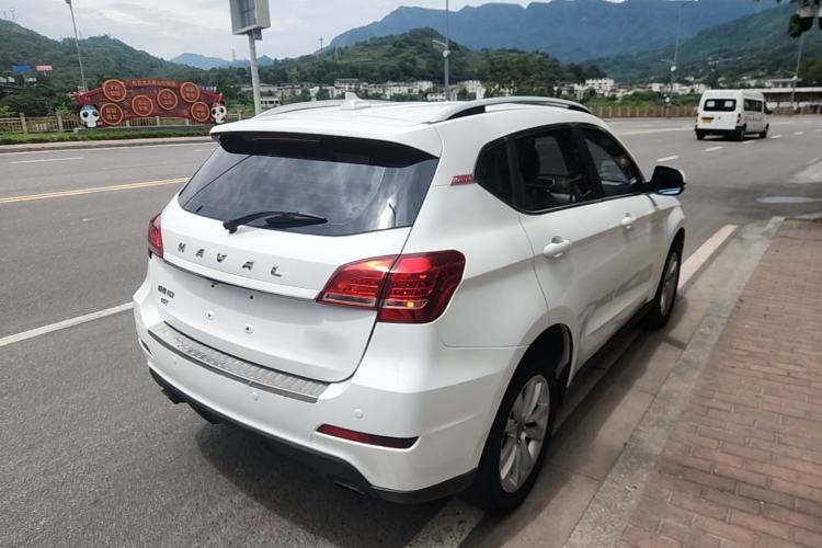 Used Haval H2 2016 Red-Label 1.5T Automatic Two-Wheel Drive Luxury Model Rear Right 45 Deg