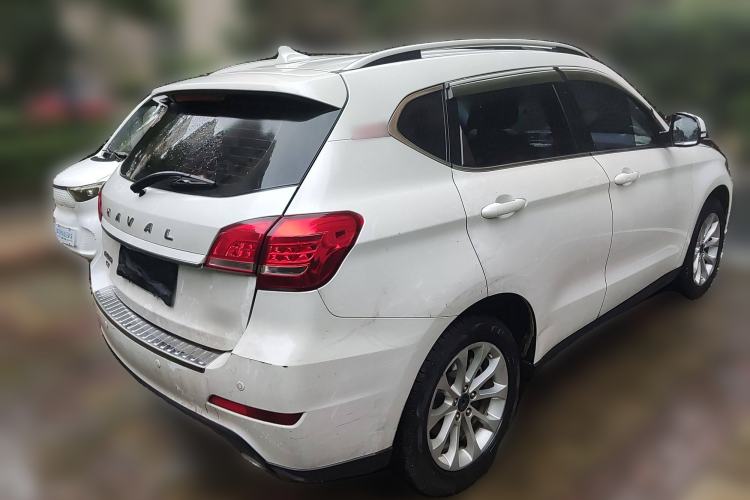 Used Haval H2 2016 Red-Label 1.5T Automatic Two-Wheel Drive Luxury Model Rear Right 45 Deg