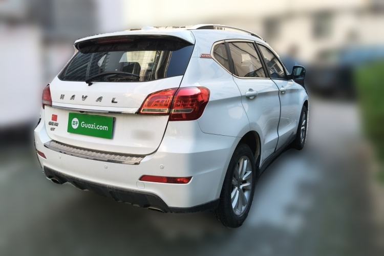 Used Haval H2 2016 Red-Label 1.5T Automatic Two-Wheel Drive Luxury Model Rear Right 45 Deg