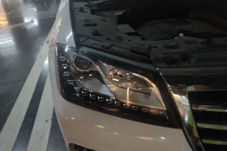 Used Haval H2 2016 Red-Label 1.5T Automatic Two-Wheel Drive Luxury Model Right Front Headlight