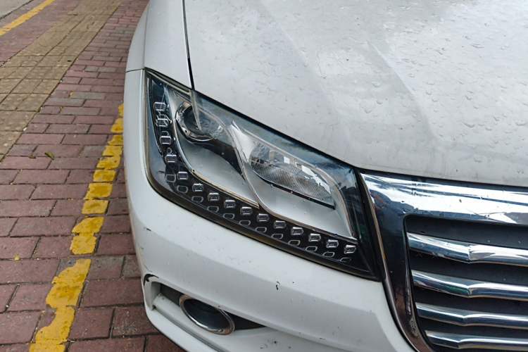 Used Haval H2 2016 Red-Label 1.5T Manual Two-Wheel Drive Luxury Model Right Front Headlight