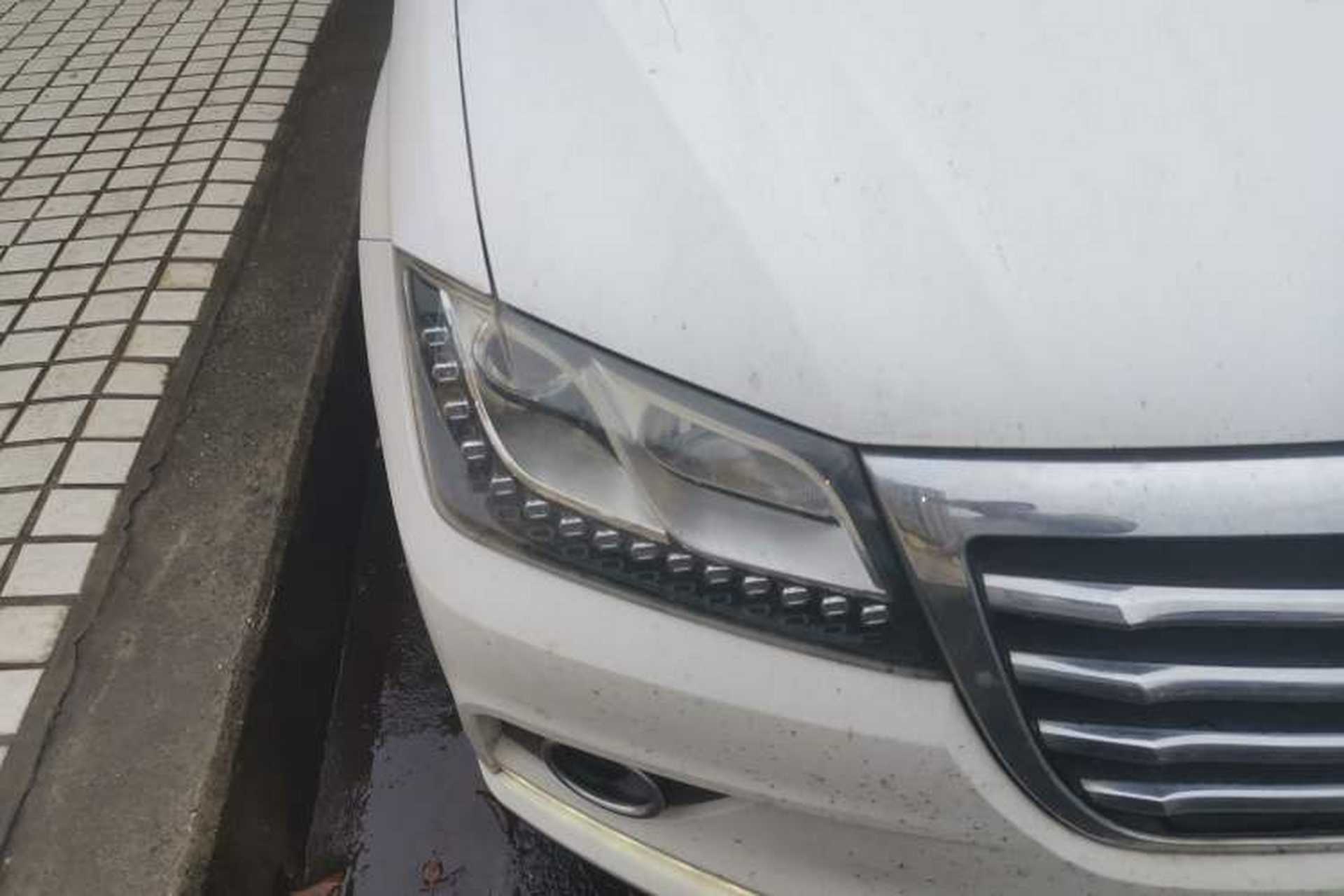 Used Haval H2 2016 Red-Label 1.5T Manual Two-Wheel Drive Luxury Model Right Front Headlight