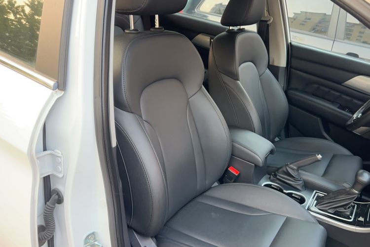 Used Haval H2 2016 Red Label 1.5T Automatic Two-Wheel Drive Elite Model Right Front Seat