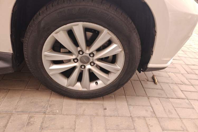 Used Haval H2 2016 Red-Label 1.5T Automatic Two-Wheel Drive Luxury Model Right Front Wheel Hub