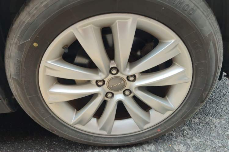 Used Haval H2 2016 Red-Label 1.5T Automatic Two-Wheel Drive Luxury Model Right Front Wheel Hub