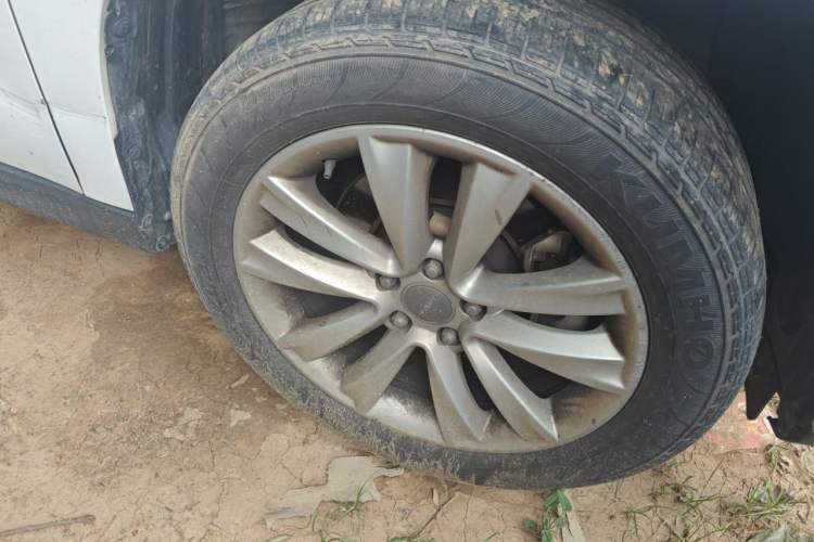 Used Haval H2 2016 Red Label 1.5T Manual Two-Wheel Drive Elite Model Right Front Wheel Hub