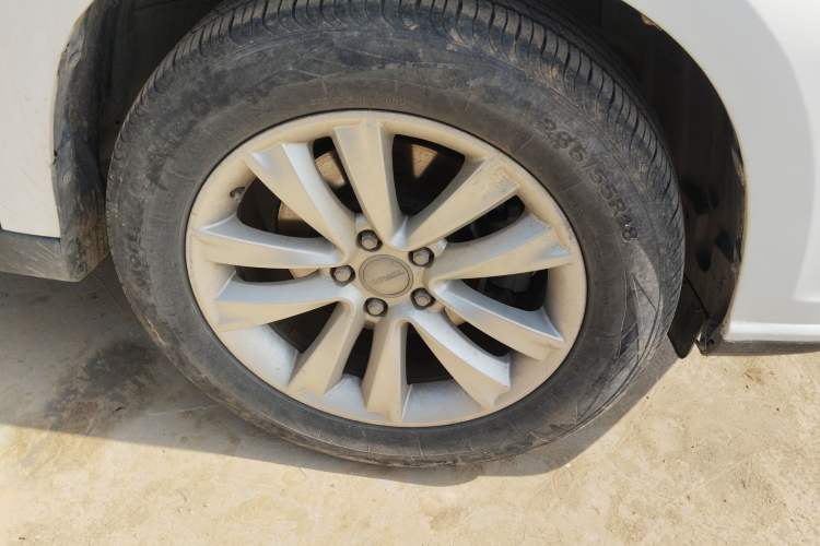Used Haval H2 2016 Red Label 1.5T Automatic Two-Wheel Drive Elite Model Right Front Wheel Hub