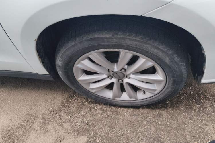Used Haval H2 2016 Red Label 1.5T Automatic Two-Wheel Drive Elite Model Right Front Wheel Hub