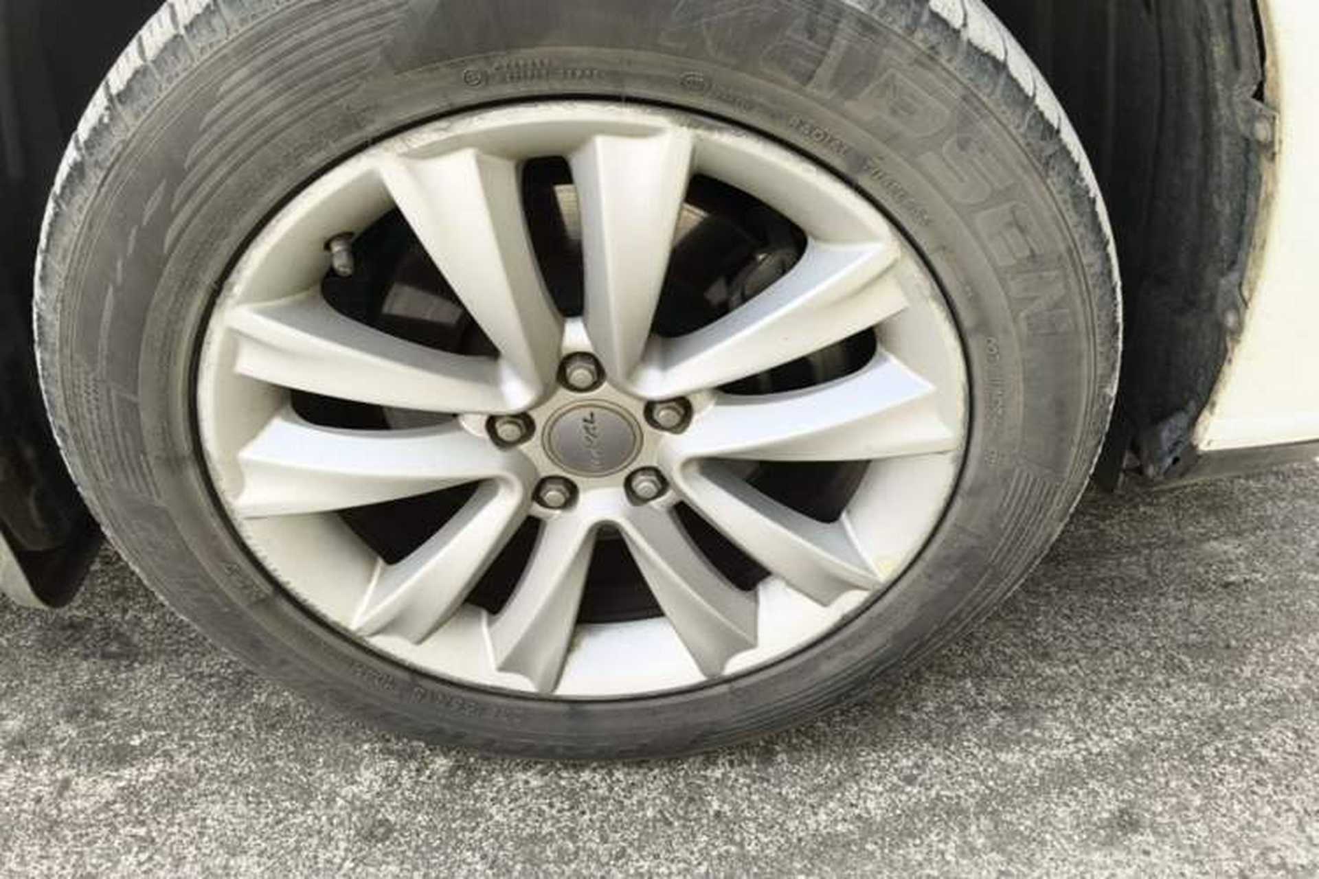 Used Haval H2 2016 Red Label 1.5T Automatic Two-Wheel Drive Elite Model Right Front Wheel Hub