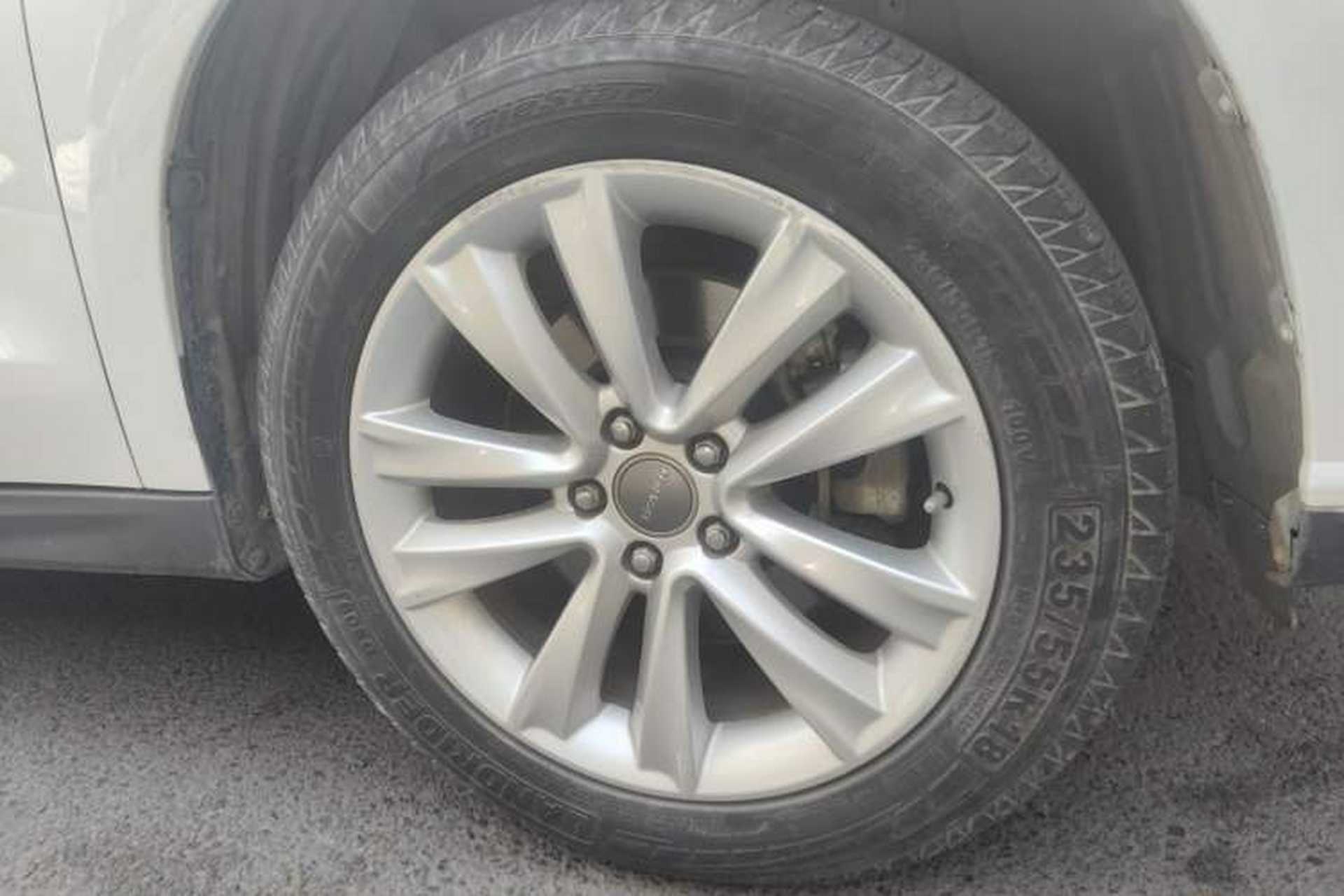 Used Haval H2 2016 Red-Label 1.5T Automatic Two-Wheel Drive Luxury Model Right Front Wheel Hub