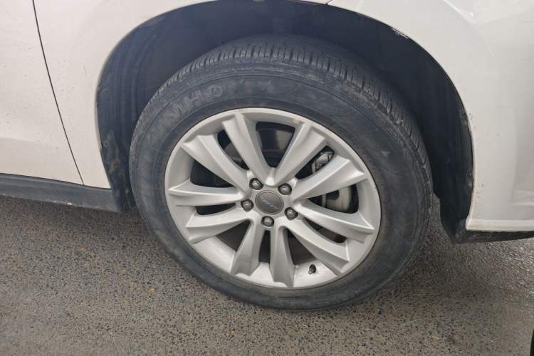Used Haval H2 2016 Red-Label 1.5T Automatic Two-Wheel Drive Luxury Model Right Front Wheel Hub