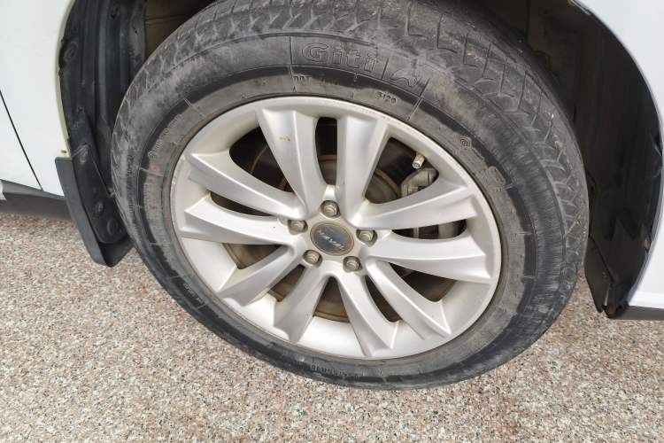 Used Haval H2 2016 Red-Label 1.5T Automatic Two-Wheel Drive Luxury Model Right Front Wheel Hub