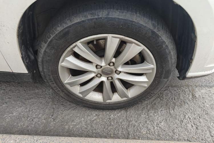 Used Haval H2 2016 Red Label 1.5T Automatic Two-Wheel Drive Prestige Model Right Front Wheel Hub
