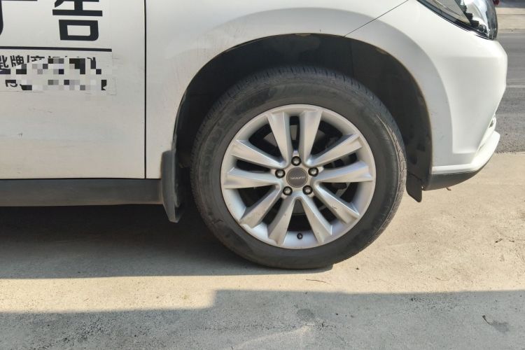 Used Haval H2 2016 Red Label 1.5T Manual Two-Wheel Drive Urban Edition Right Front Wheel Hub