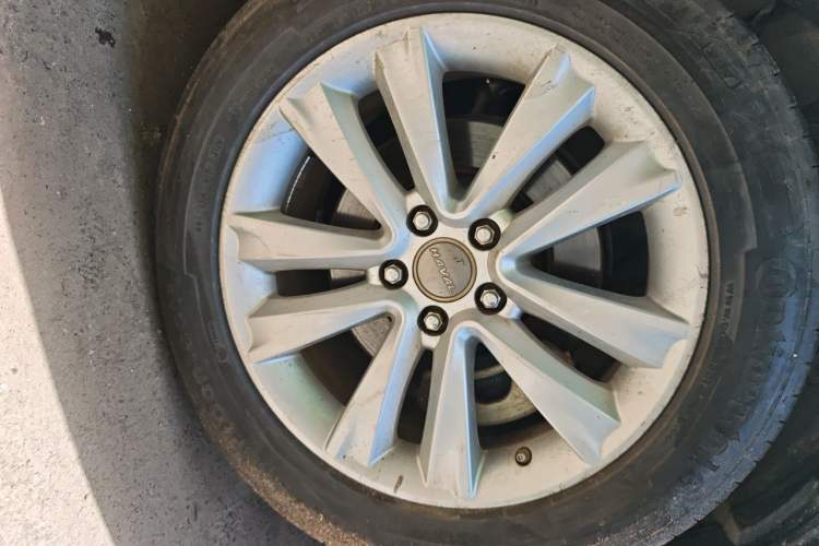 Used Haval H2 2016 Red Label 1.5T Manual Two-Wheel Drive Elite Model Right Front Wheel Hub