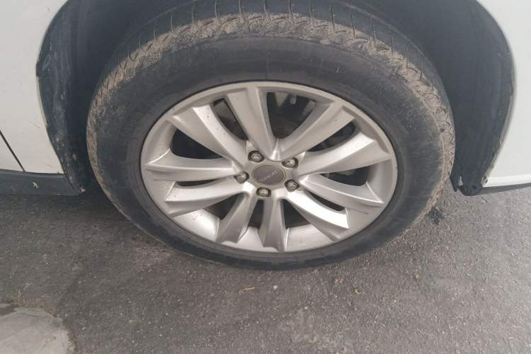 Used Haval H2 2016 Red-Label 1.5T Automatic Two-Wheel Drive Luxury Model Right Front Wheel Hub