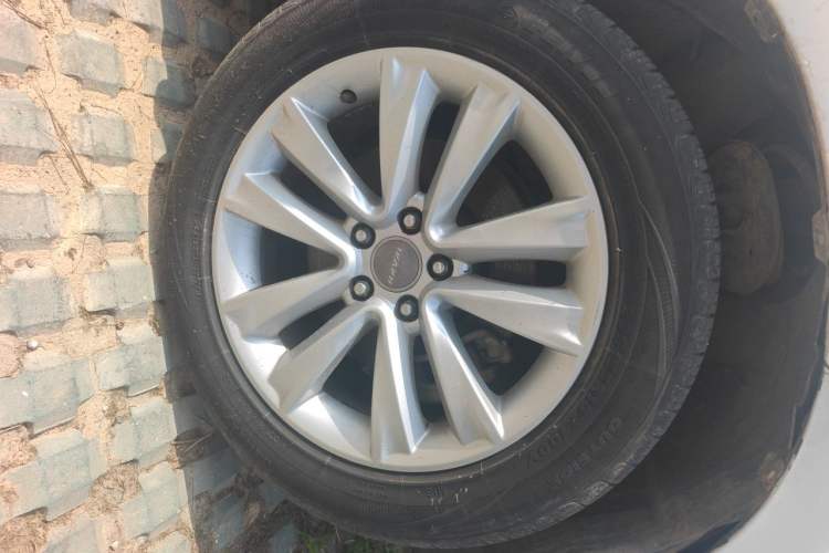 Used Haval H2 2016 Red-Label 1.5T Automatic Two-Wheel Drive Luxury Model Right Front Wheel Hub