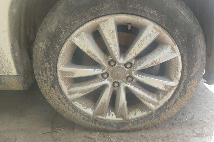 Used Haval H2 2016 Red-Label 1.5T Automatic Two-Wheel Drive Luxury Model Right Front Wheel Hub