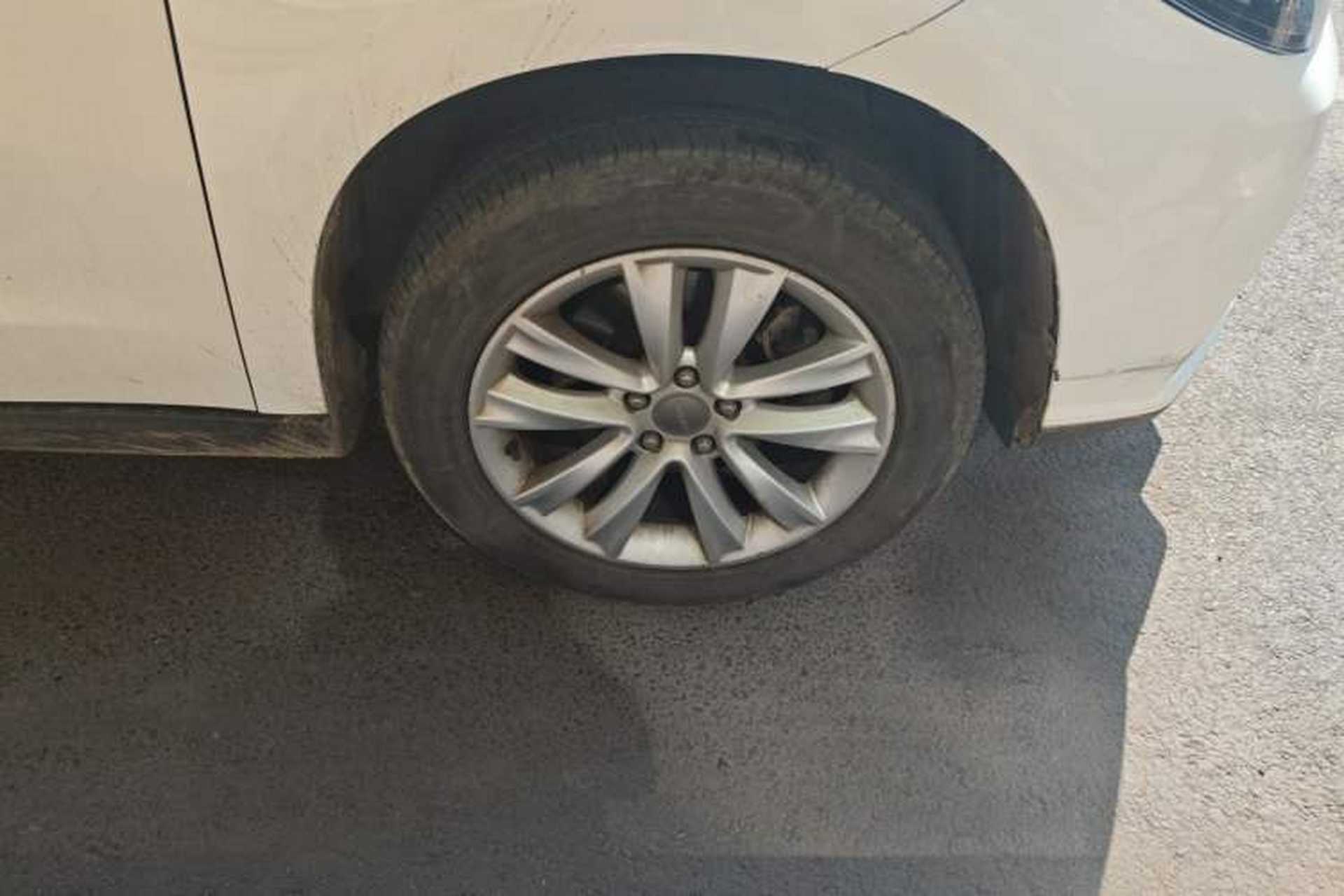 Used Haval H2 2016 Red Label 1.5T Automatic Two-Wheel Drive Elite Model Right Front Wheel Hub