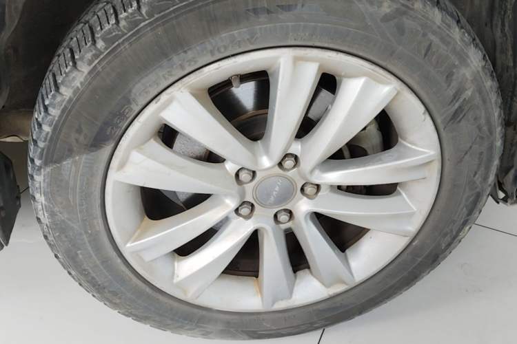 Used Haval H2 2016 Red-Label 1.5T Automatic Two-Wheel Drive Luxury Model Right Front Wheel Hub