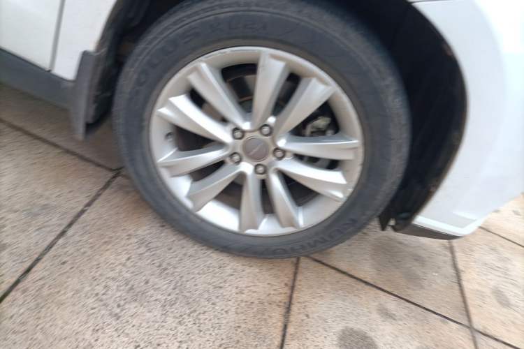 Used Haval H2 2016 Red-Label 1.5T Manual Two-Wheel Drive Comfort Model Right Front Wheel Hub