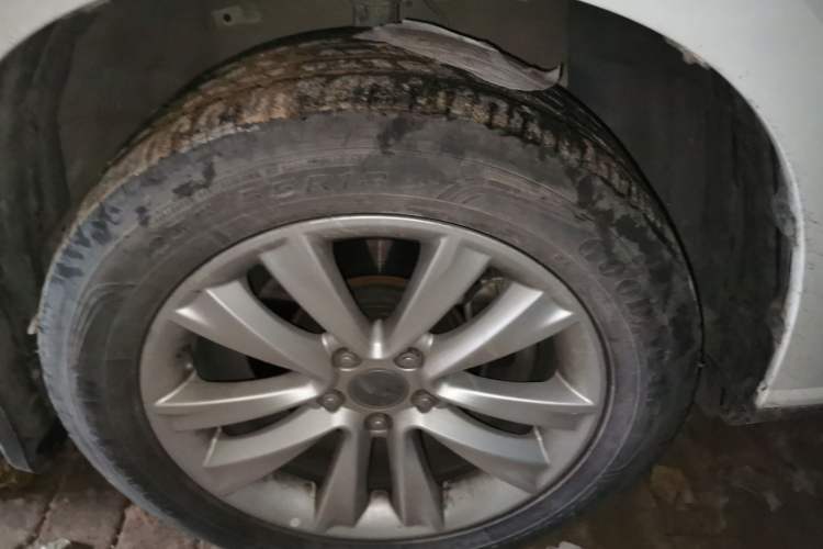 Used Haval H2 2016 Red-Label 1.5T Manual Two-Wheel Drive Luxury Model Right Front Wheel Hub
