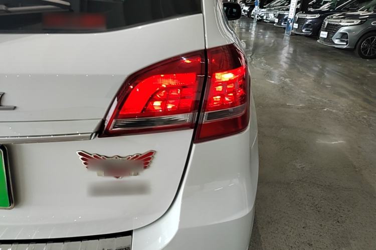 Used Haval H2 2016 Red-Label 1.5T Automatic Two-Wheel Drive Luxury Model Right Rear Taillight