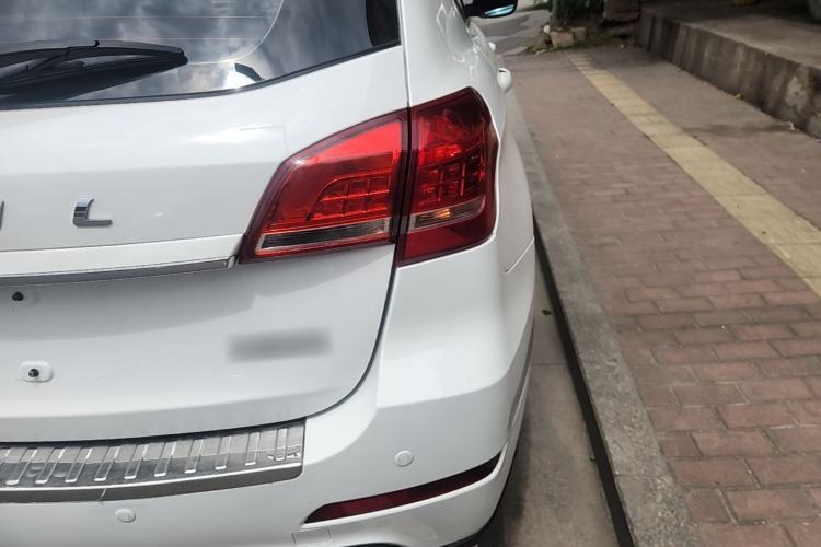 Used Haval H2 2016 Red-Label 1.5T Automatic Two-Wheel Drive Luxury Model Right Rear Taillight
