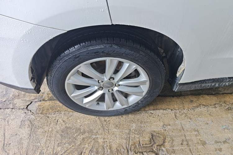 Used Haval H2 2016 Red Label 1.5T Automatic Two-Wheel Drive Elite Model Right Rear Wheel Hub