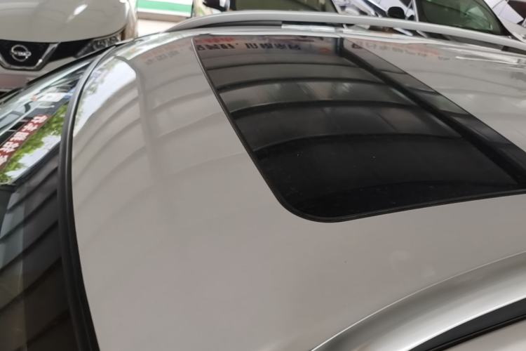 Used Haval H2 2016 Red-Label 1.5T Automatic Two-Wheel Drive Luxury Model Roof