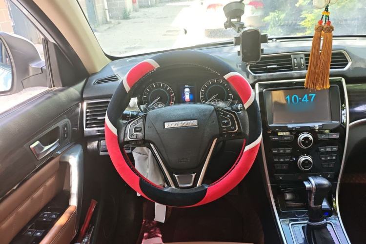 Used Haval H2 2016 Red-Label 1.5T Automatic Two-Wheel Drive Luxury Model Steering Wheel