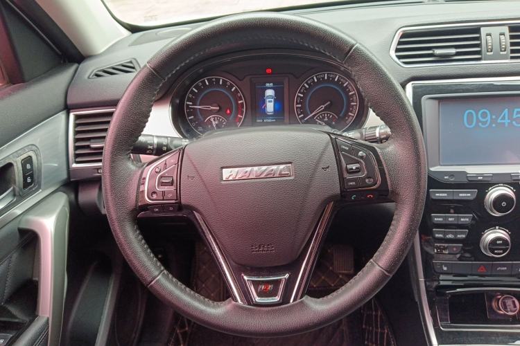 Used Haval H2 2016 Red-Label 1.5T Manual Two-Wheel Drive Luxury Model Steering Wheel