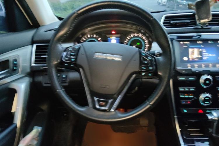 Used Haval H2 2016 Red Label 1.5T Automatic Two-Wheel Drive Prestige Model Steering Wheel
