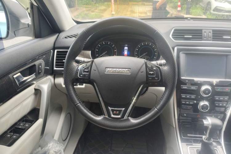 Used Haval H2 2016 Red Label 1.5T Automatic Two-Wheel Drive Prestige Model Steering Wheel