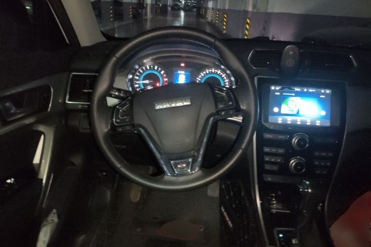 Used Haval H2 2016 Red-Label 1.5T Automatic Two-Wheel Drive Luxury Model Steering Wheel