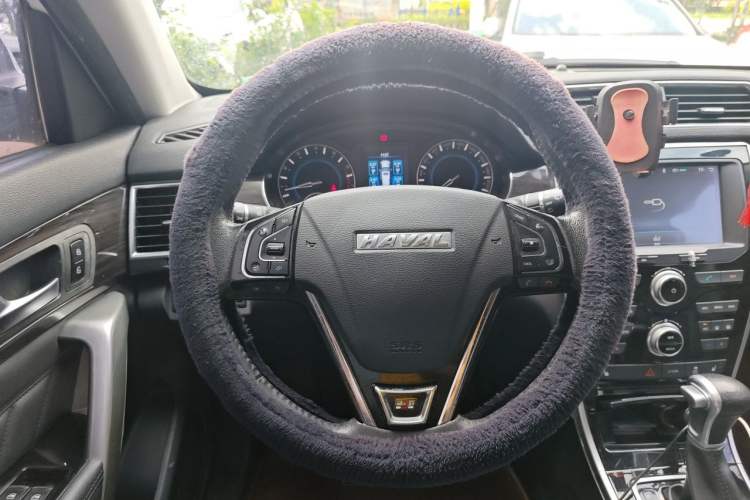 Used Haval H2 2016 Red-Label 1.5T Automatic Two-Wheel Drive Luxury Model Steering Wheel