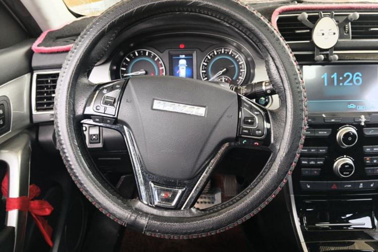 Used Haval H2 2016 Red-Label 1.5T Manual Two-Wheel Drive Luxury Model Steering Wheel