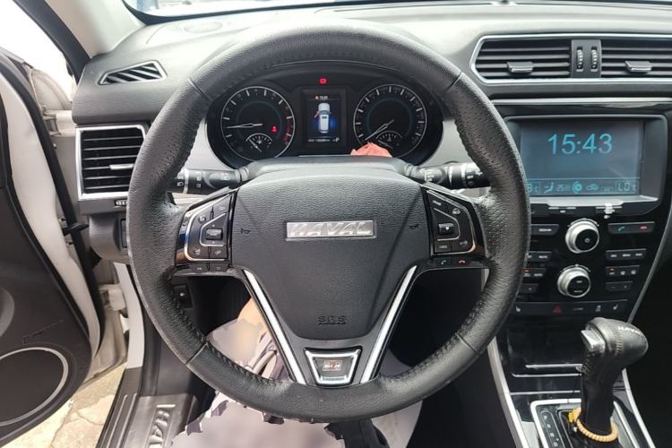 Used Haval H2 2016 Red-Label 1.5T Automatic Two-Wheel Drive Luxury Model Steering Wheel