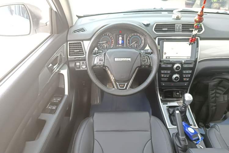 Used Haval H2 2016 Red Label 1.5T Manual Two-Wheel Drive Elite Model Steering Wheel