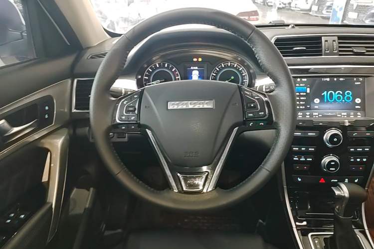 Used Haval H2 2016 Red-Label 1.5T Automatic Two-Wheel Drive Luxury Model Steering Wheel
