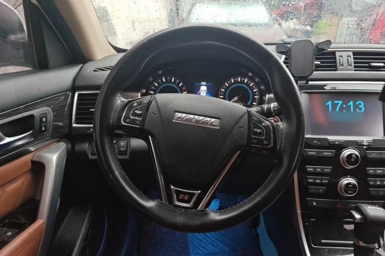 Used Haval H2 2016 Red-Label 1.5T Automatic Two-Wheel Drive Luxury Model Steering Wheel