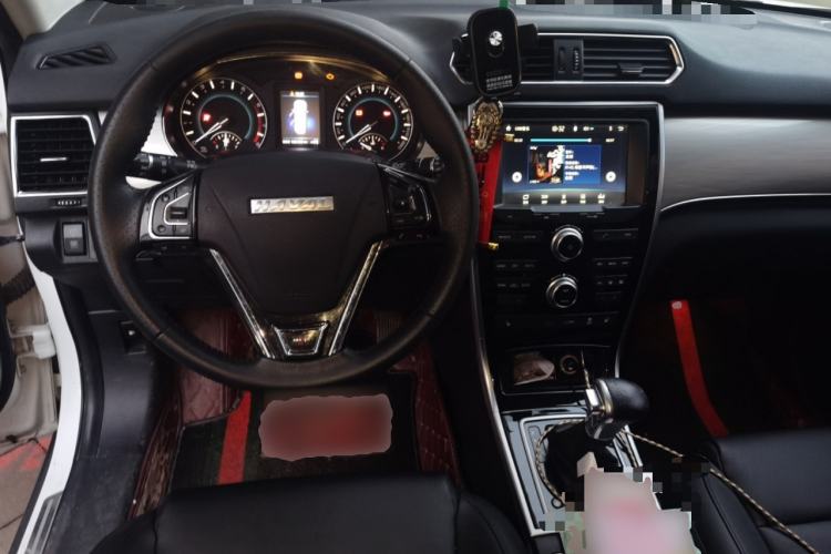 Used Haval H2 2016 Red Label 1.5T Automatic Two-Wheel Drive Prestige Model Steering Wheel
