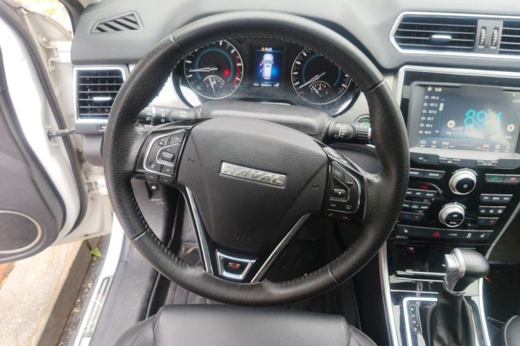 Used Haval H2 2016 Red-Label 1.5T Automatic Two-Wheel Drive Luxury Model Steering Wheel