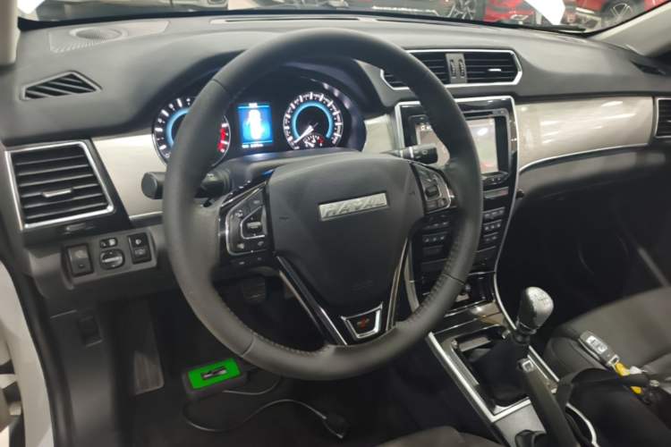 Used Haval H2 2016 Red-Label 1.5T Manual Two-Wheel Drive Comfort Model Steering Wheel
